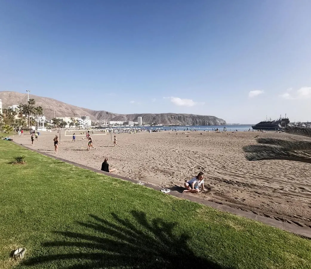 Home2Book Duplex Disco Beach Las Americas Arona